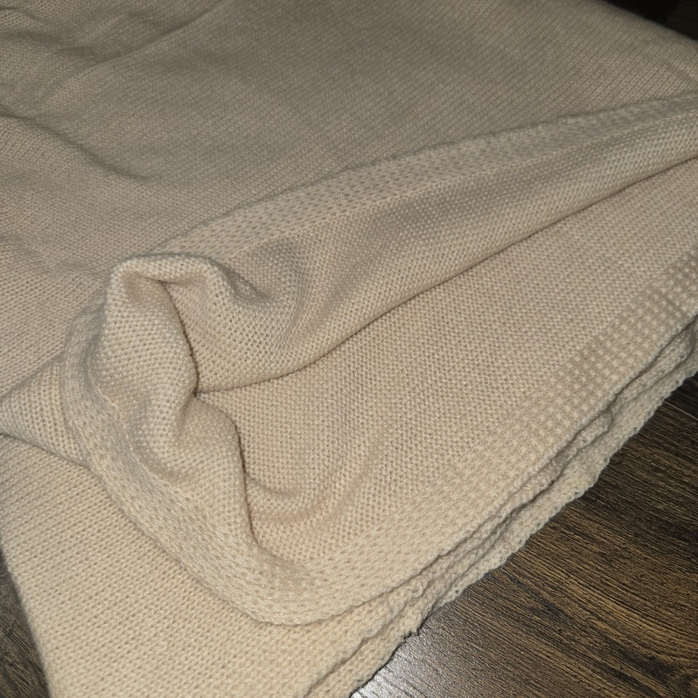 Love Cashmere 100% Cashmere Wrap Scarf Cream Scotland Made Quiet Luxury - Picture 6 of 7